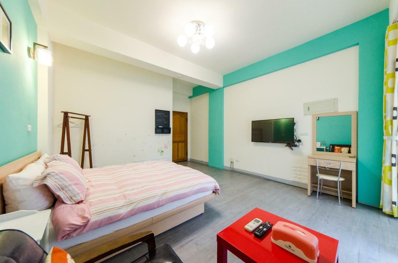 Beautiful Dream Tainan Homestay Exterior photo